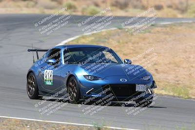media/Jul-30-2022-Extreme Speed Twilight (Sat) [[245dd23dbe]]/Blue Beginner/220PM Turn 11/